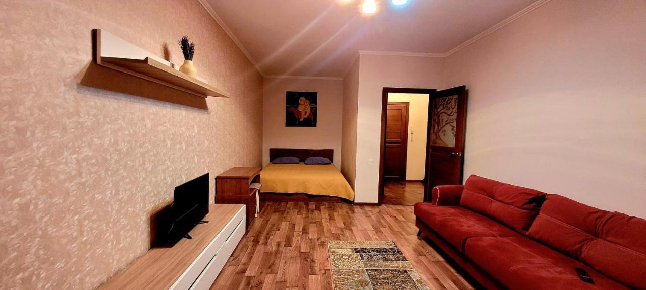 Прекрасная Квартира В Центре Столицы! Αστάνα Εξωτερικό φωτογραφία
